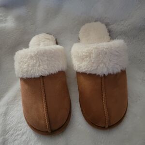 Cozy Brown and Cream Women's Slippers